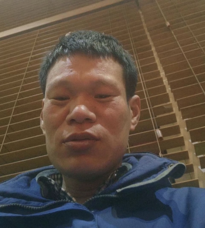 爱你在心口难开的第一张照片--山西王婆说媒